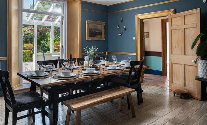 The Cors Country House